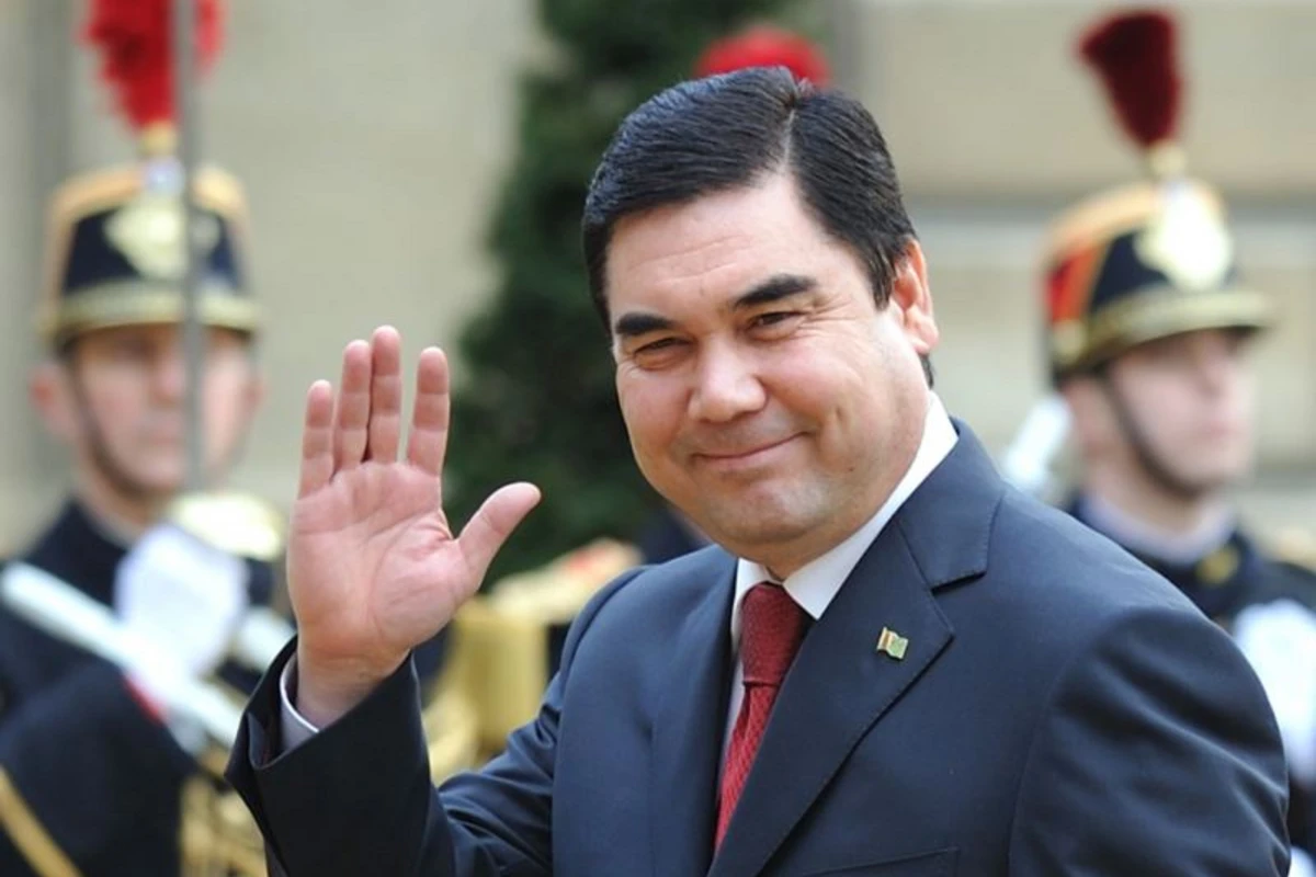 Президент Туркменистана придумал новый способ борьбы с коронавирусом