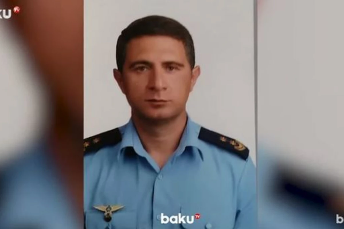 Döyüş yoldaşlarını vurulmuş helikopterdən xilas edən şəhid pilotumuz - VİDEO