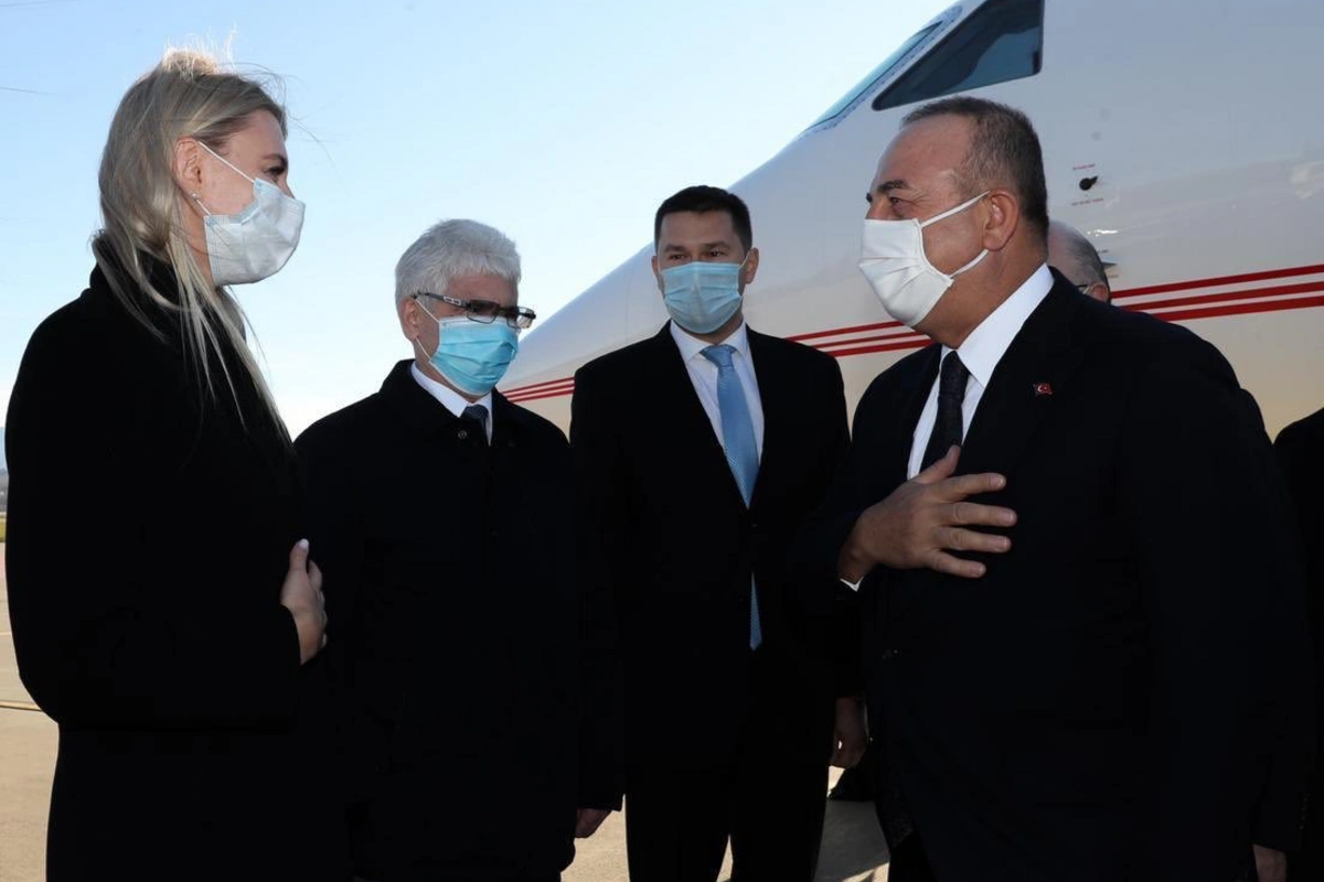 Mövlud Çavuşoğlu Rusiyaya getdi - FOTO