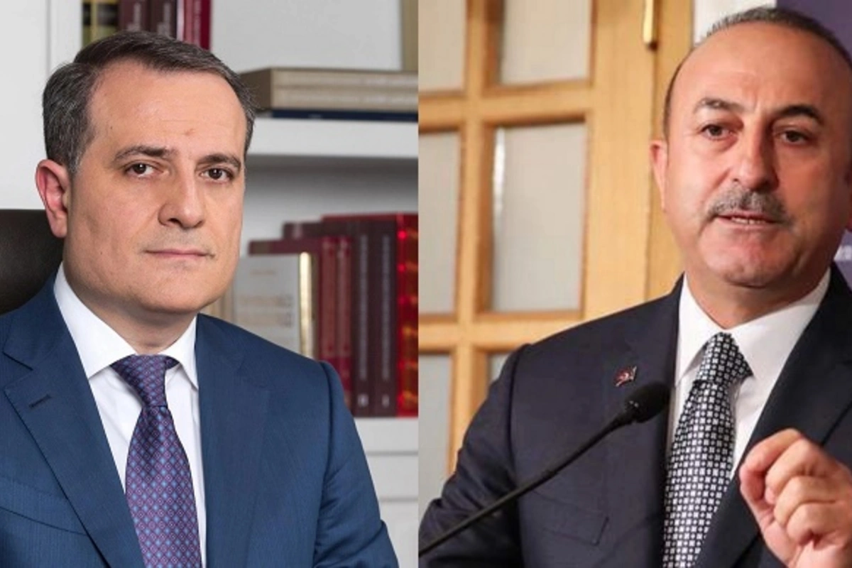 Azərbaycan və Türkiyə xarici işlər nazirləri arasında telefon danışığı olub