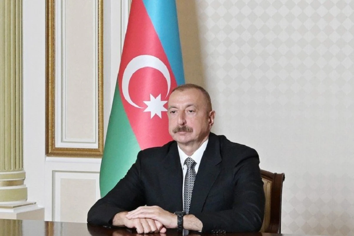 Prezident AzTU-nun bir qrup əməkdaşına fəxri ad verdi