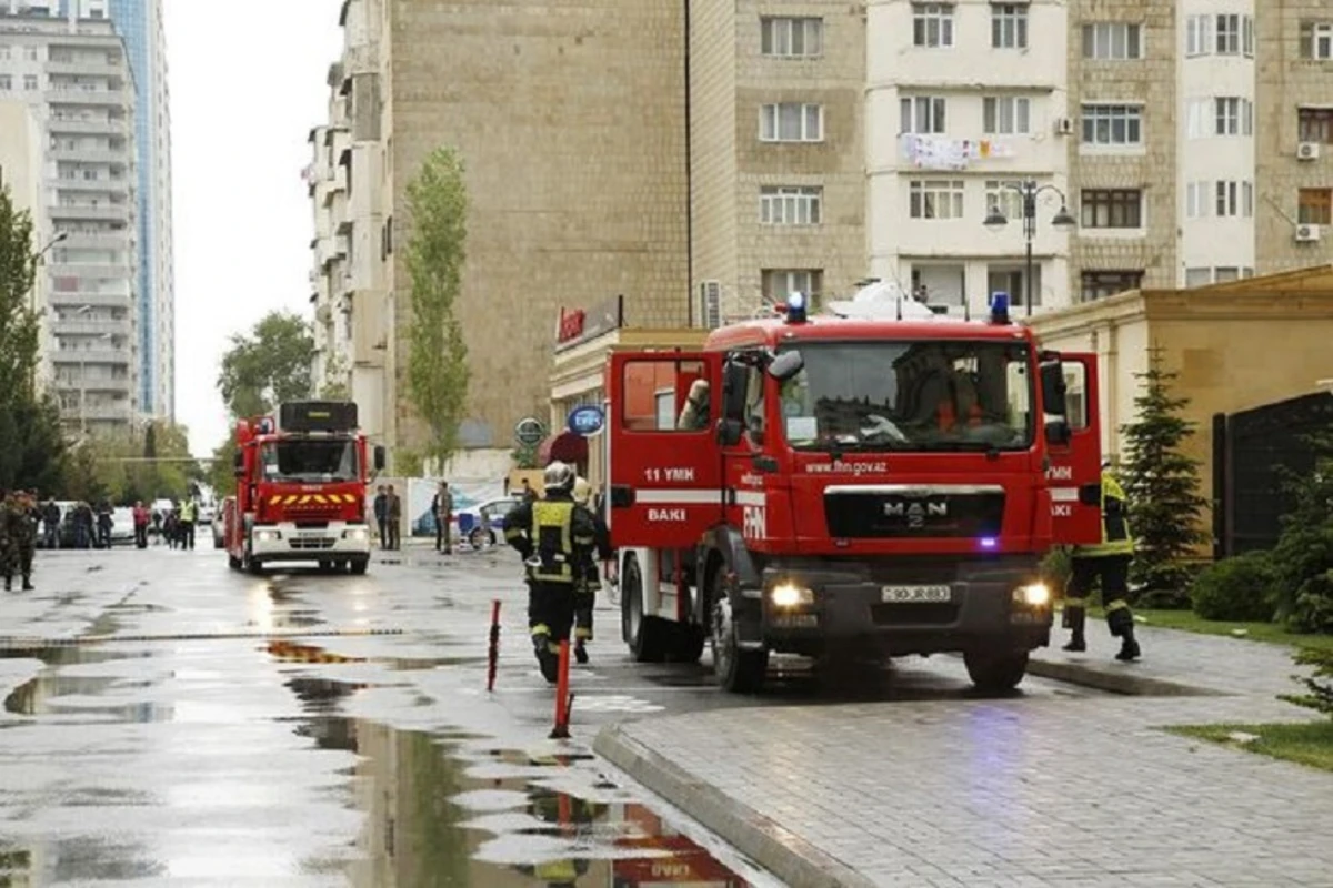 Bakıda yaşayış binasında yanğın olub