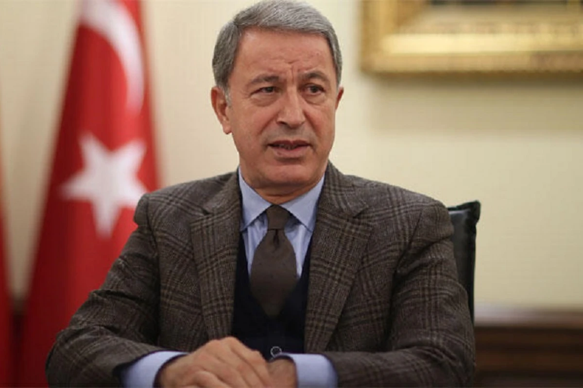 Hulusi Akar: Azərbaycanın haqlı mübarizəsində sonadək yanındayıq