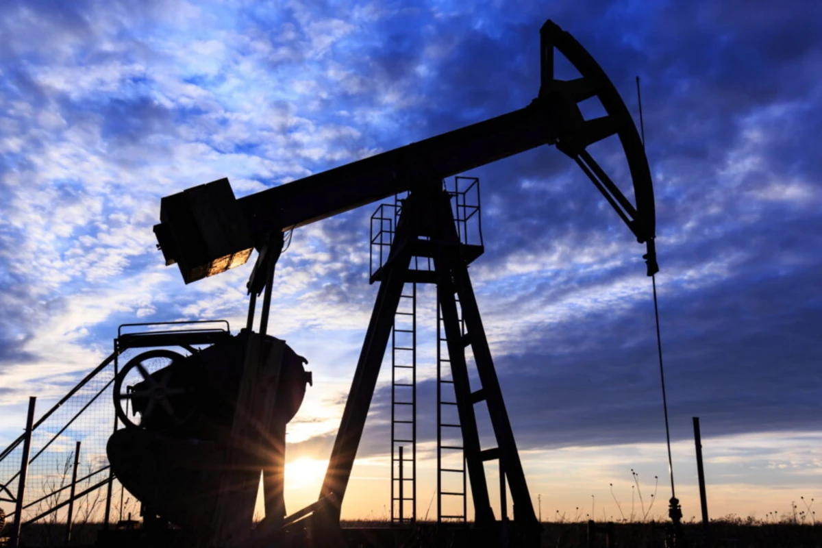 Цена нефти Brent поднялась выше $54 за баррель