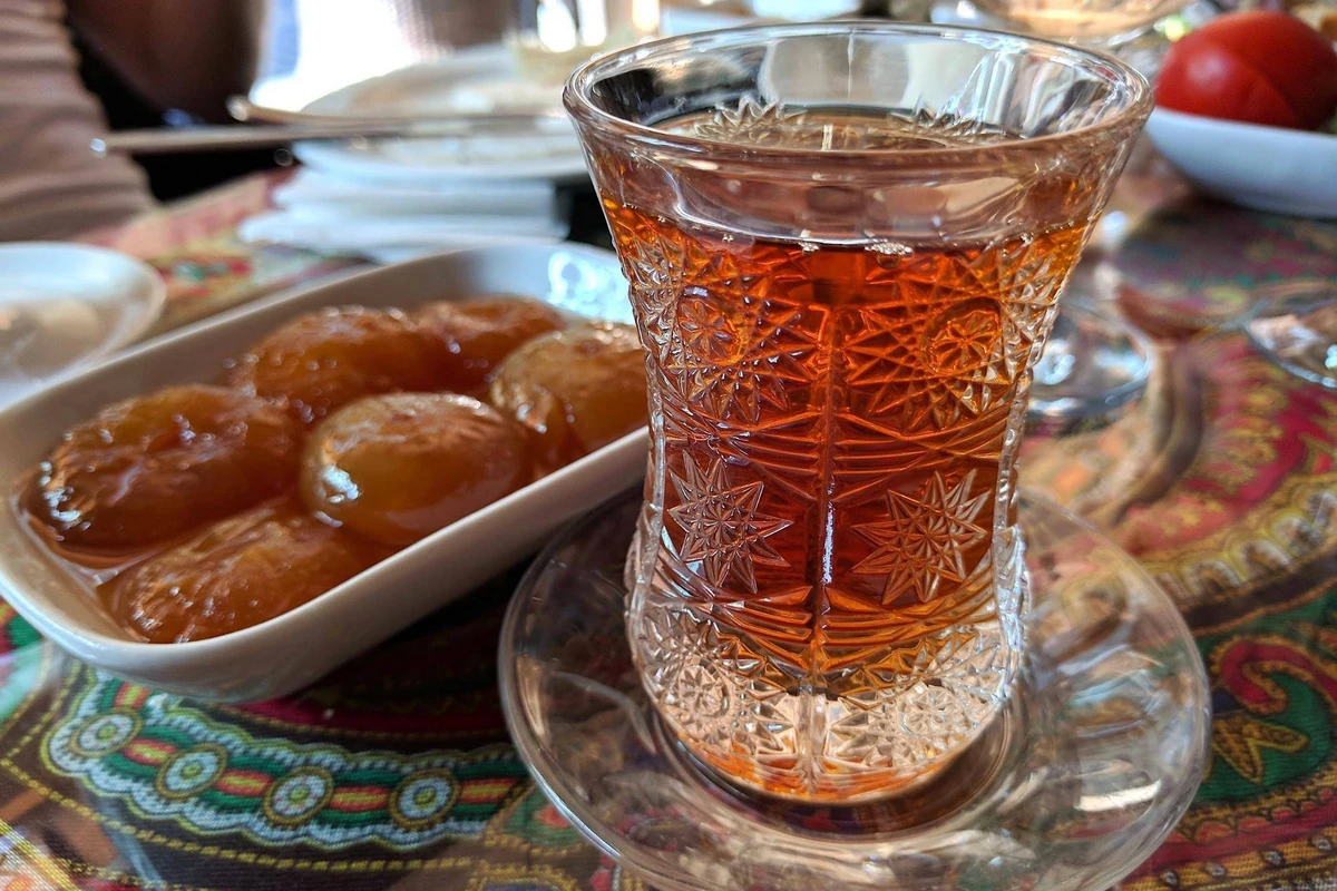 Karantin qaydalarını pozan çayxana aşkar edilib