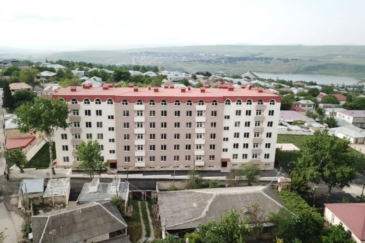 Bu rayonda tikilmiş evlər məcburi köçkünlərə veriləcək - RƏSMİ