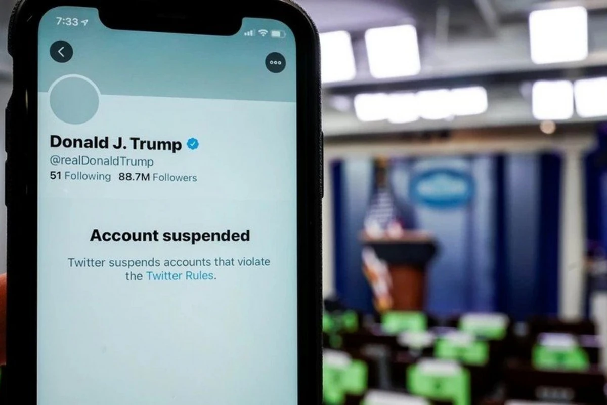 Trampın hesabını bloklayan “Twitter”in səhmləri ucuzlaşır