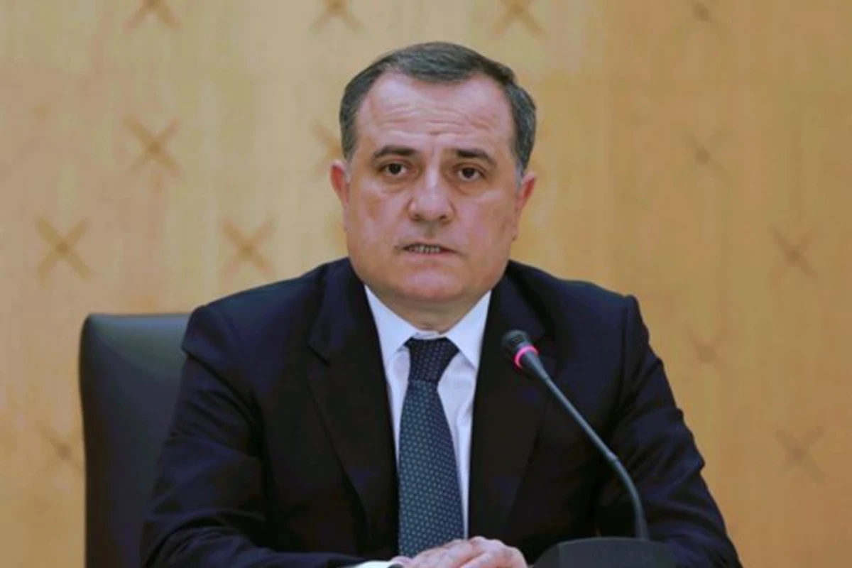 Ceyhun Bayramov İndoneziyada sərnişin təyyarisinin qəzaya uğraması ilə bağlı başsağlığı verib