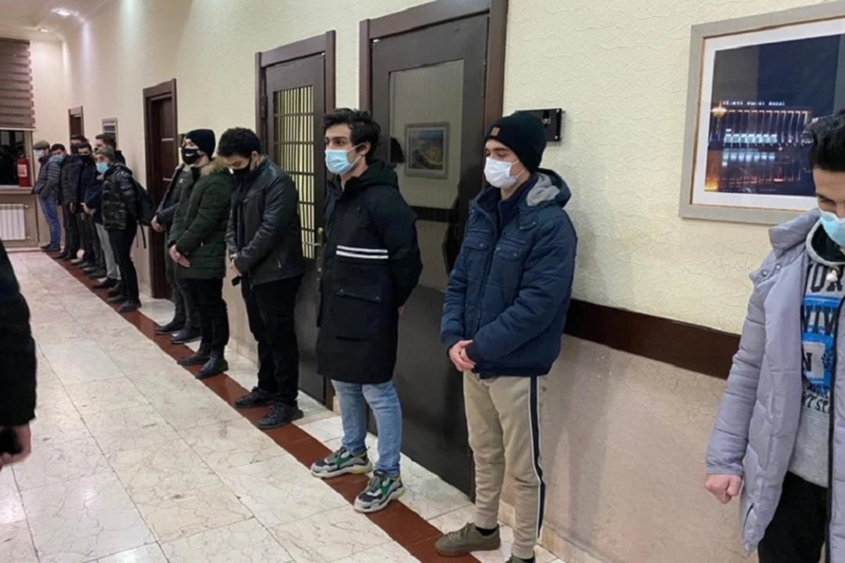 Bakıda gizli fəaliyyət göstərən “PlayStation” oyun zalı aşkarlandı - VİDEO