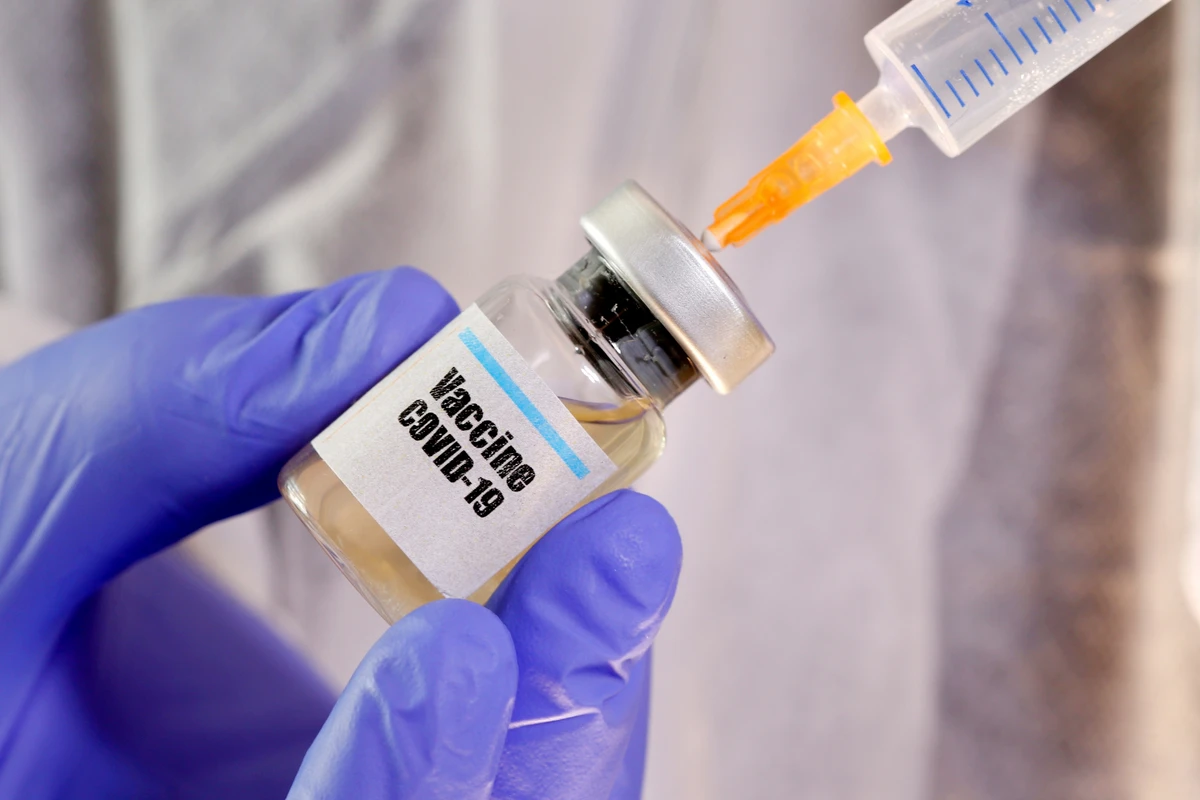 Azərbaycana gətiriləcək koronavirus vaksinlərinin həyati təhlükəsi barədə AÇIQLAMA
