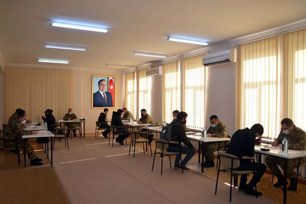 Tərxis edilən hərbçilərlə bağlı yaradılan komissiya fəaliyyətə başlayıb - FOTO