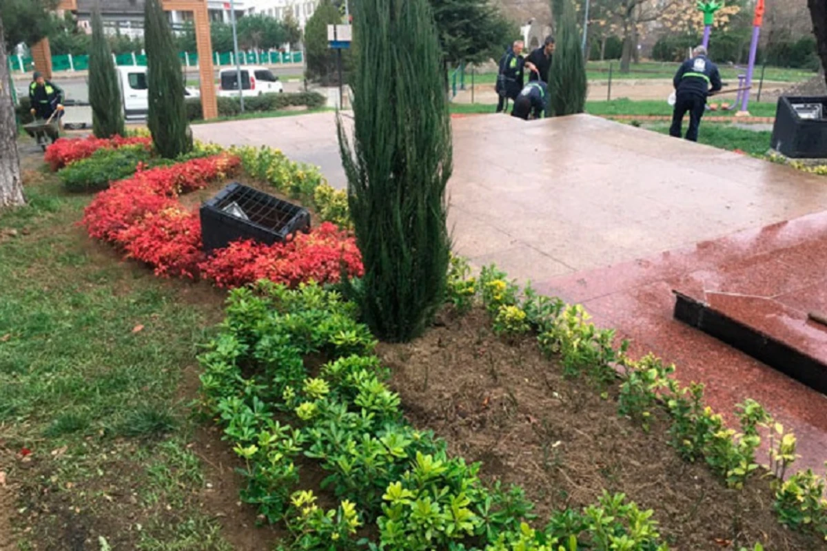 Bursadakı Heydər Əliyev Parkı əsaslı şəkildə təmir olunur - FOTO