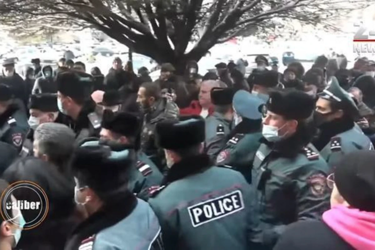Bundan sonra Ermənistan ərazisində həqiqəti deyən hər kəs “türklərə işləyən” hesab olunacaq - VİDEO Bundan sonra Ermənistan ərazisində həqiqəti deyən hər kəs “türklərə işləyən” hesab olunacaq - VİDEO