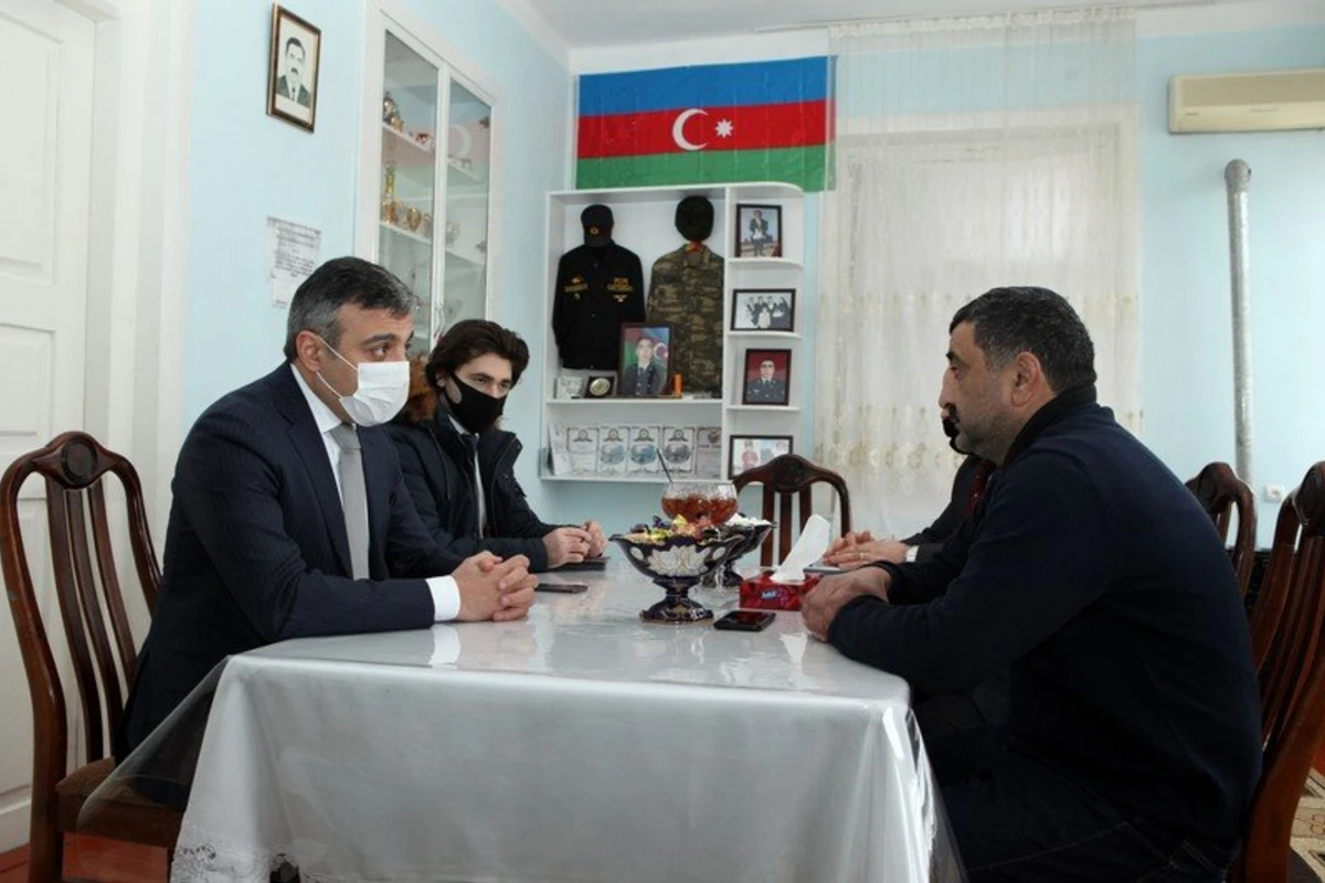 Nazirlik əməkdaşları şəhid ailələri ilə görüşdü - FOTO