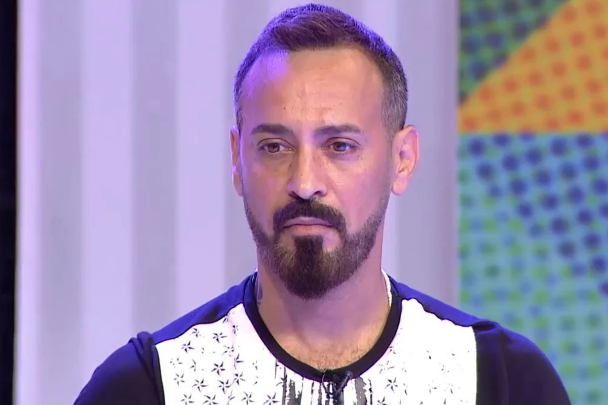 Niyam narkotik əkdiyini etiraf etdi: “Bütün keyfləri görmüşəm” – VİDEO Niyam narkotik əkdiyini etiraf etdi: “Bütün keyfləri görmüşəm” – VİDEO