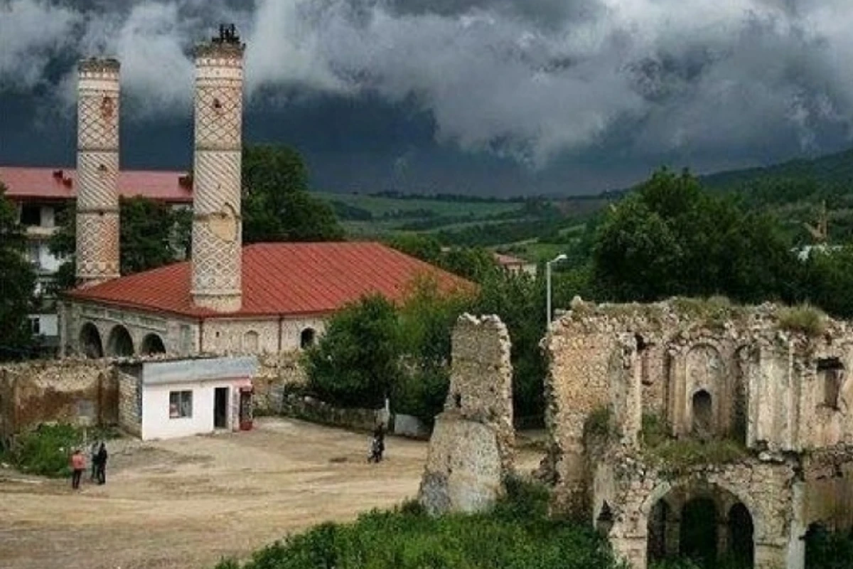 Abidələrin bərpası işlərinə Şuşa şəhərindən başlanılacaq Abidələrin bərpası işlərinə Şuşa şəhərindən başlanılacaq