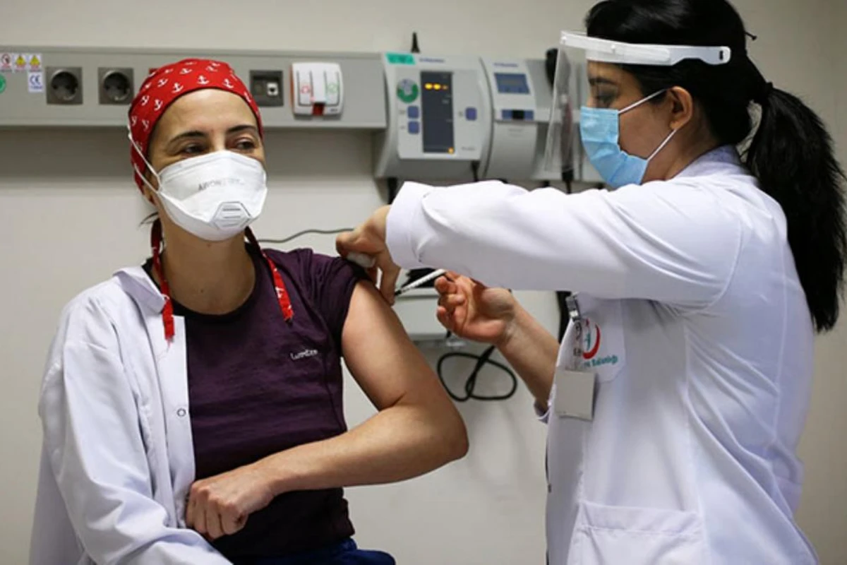 Koronavirus peyvəndi vurulandan sonra problem yarandıqda MÜTLƏQ BUNLARI ETMƏK LAZIMDIR - VİDEO Koronavirus peyvəndi vurulandan sonra problem yarandıqda MÜTLƏQ BUNLARI ETMƏK LAZIMDIR - VİDEO