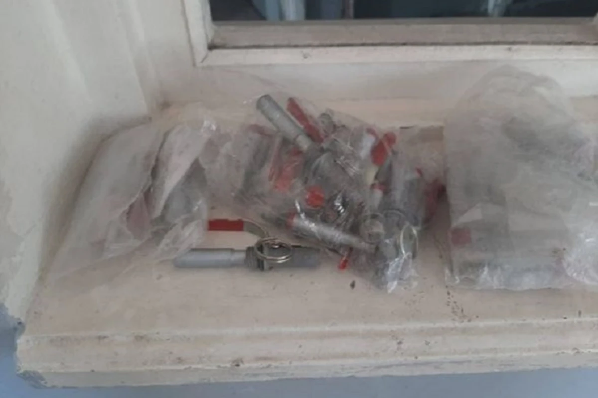 Cəbrayılda yerləşən keçmiş erməni hərbi mövqeyindən ağ fosforlu mərmi aşkarlandı - FOTO