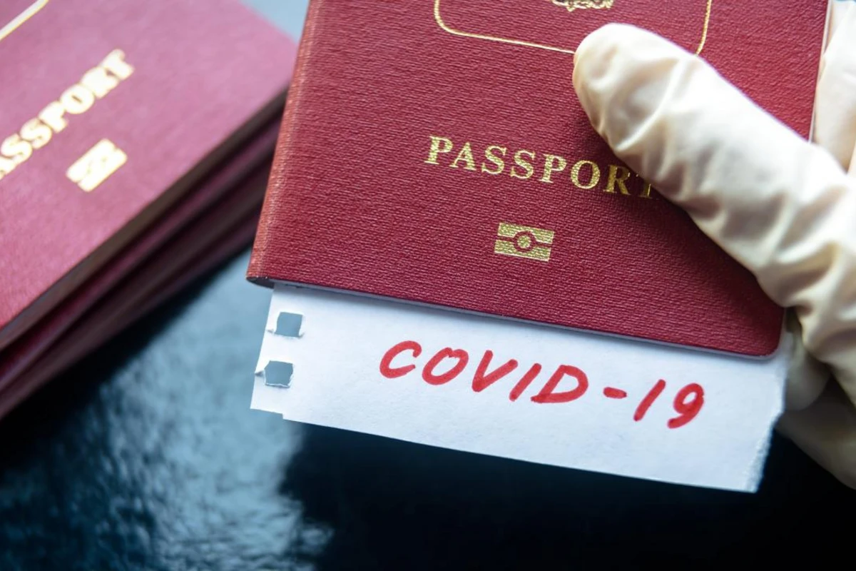 Azərbaycanda COVID-19 əleyhinə vaksin vurulmuş şəxslərə pasport veriləcək