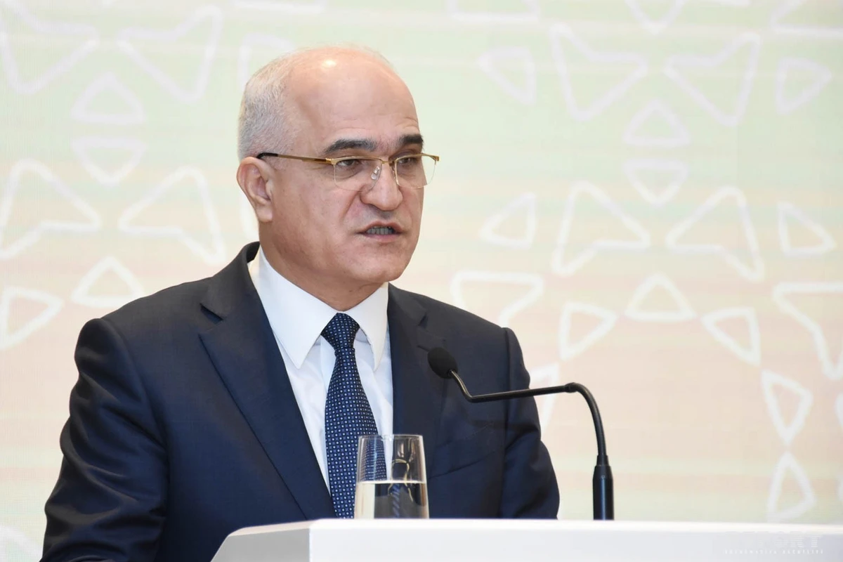 Baş nazirin müavini deputata cavab verib