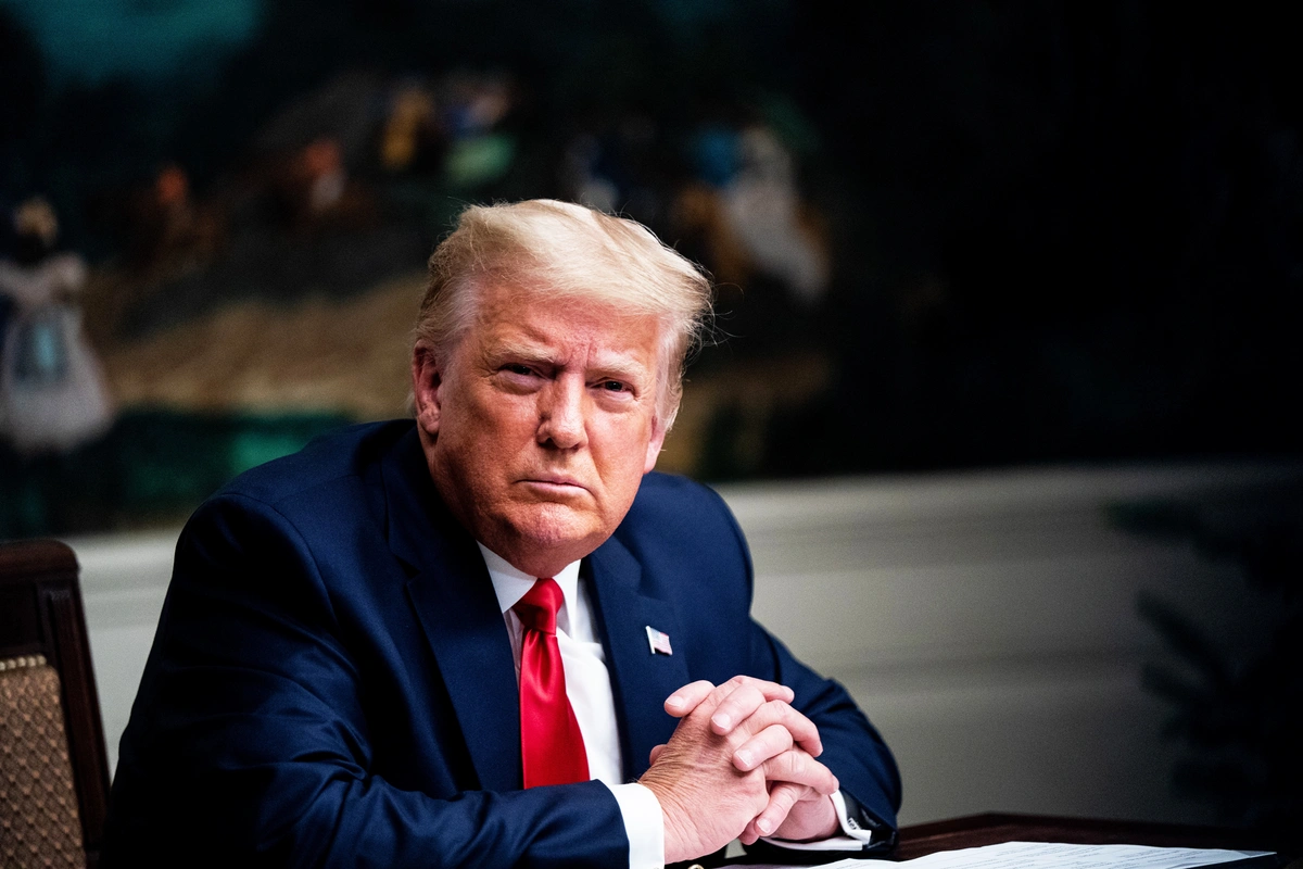 Donald Tramp 73 nəfəri əfv edib