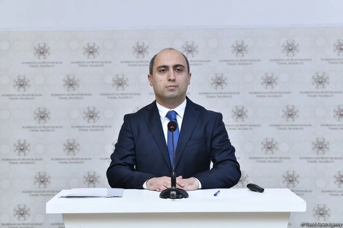 Təhsil naziri sabahkı brifinqin anonsunu etdi Təhsil naziri sabahkı brifinqin anonsunu etdi