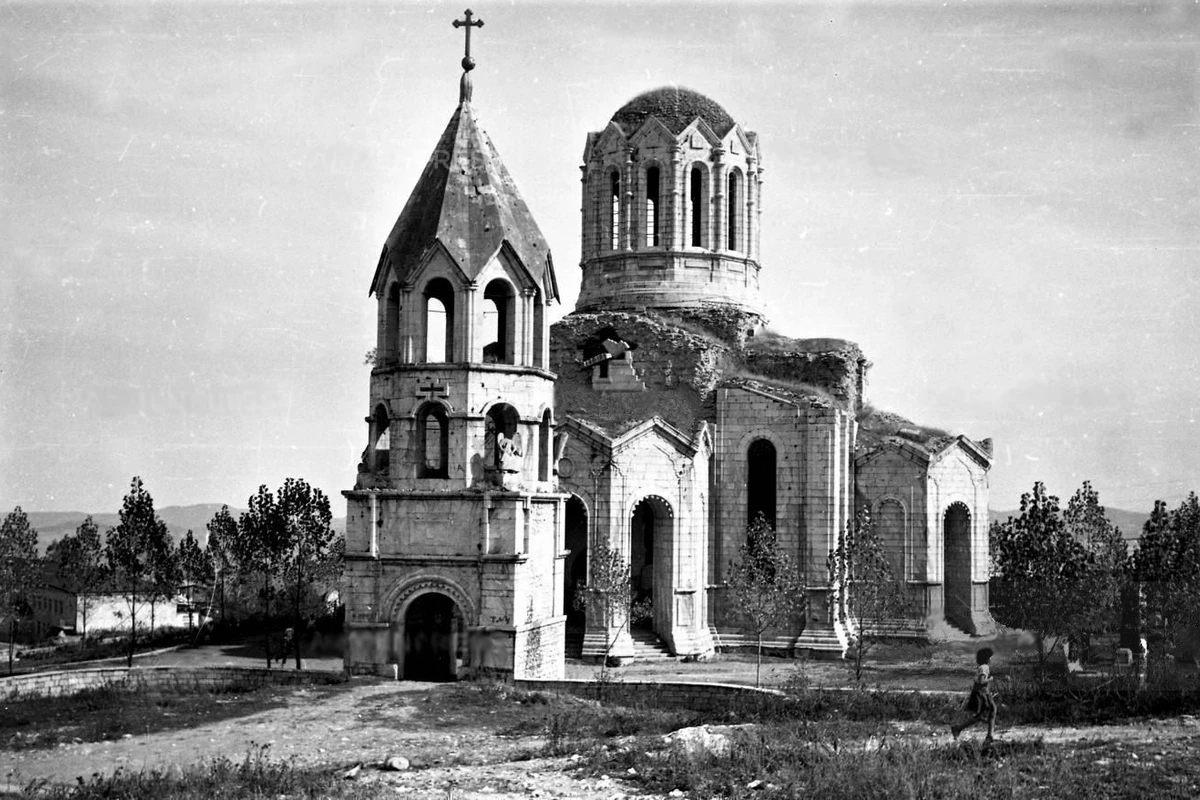 Şuşada erməni kilsəsi olmayıb - Tarixi FAKTLAR - FOTO Şuşada erməni kilsəsi olmayıb - Tarixi FAKTLAR - FOTO