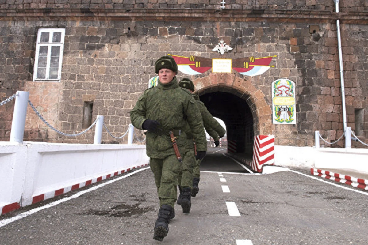 В Армении обнаружено обугленное тело военнослужащего российской военной базы - ФОТО