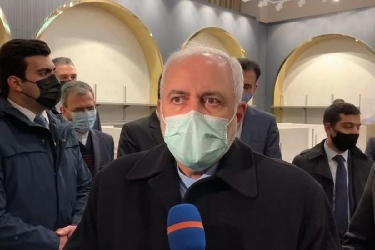 Cavad Zərif Bakıya gəldi Cavad Zərif Bakıya gəldi