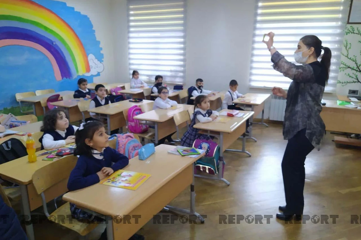 Məktəblər açıldı - Dərslər necə keçirilir? - VİDEOREPORTAJ