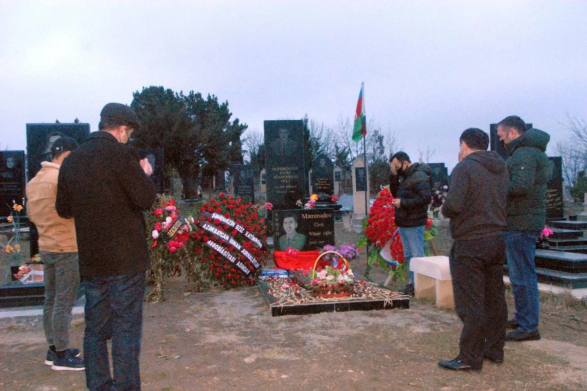 Qubada şəhid atasına xüsusi mükafat təqdim edildi - FOTO