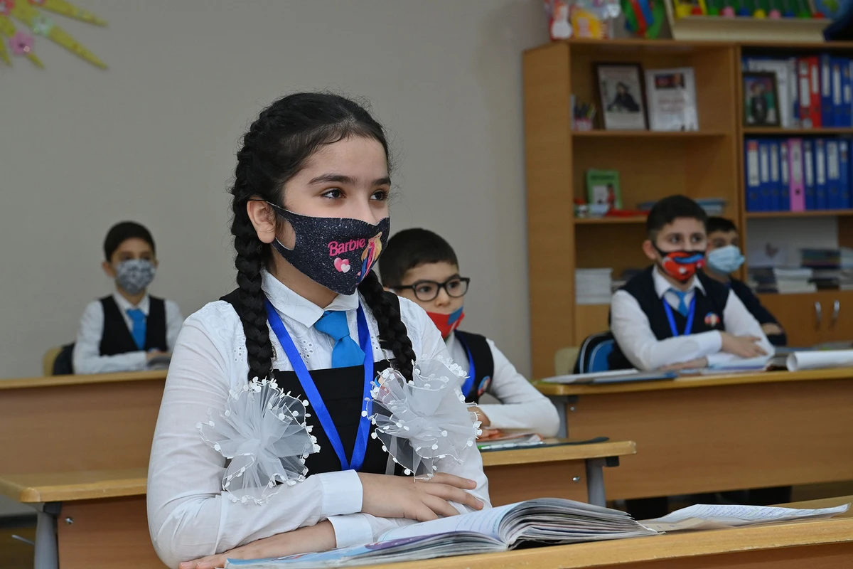 Dərs başlayandan məktəblərdə koronavirusa yoluxanların sayı AÇIQLANDI