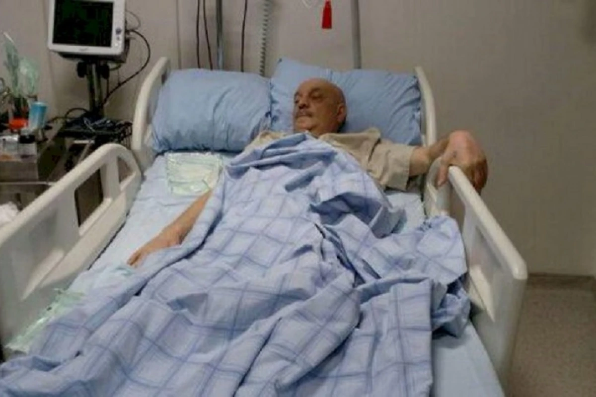 Barmağı amputasiya olunan xalq artistinin son vəziyyəti - FOTO Barmağı amputasiya olunan xalq artistinin son vəziyyəti - FOTO