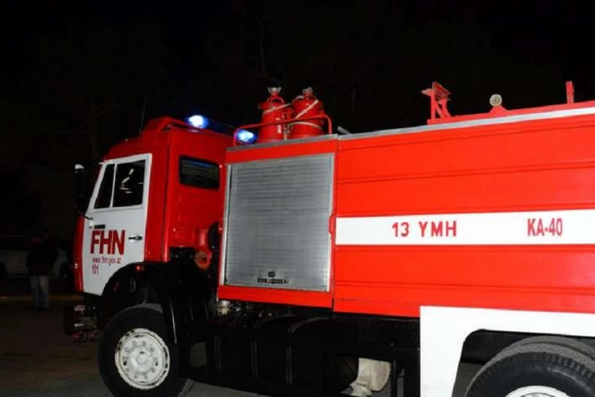 Bakıda binada yanğın