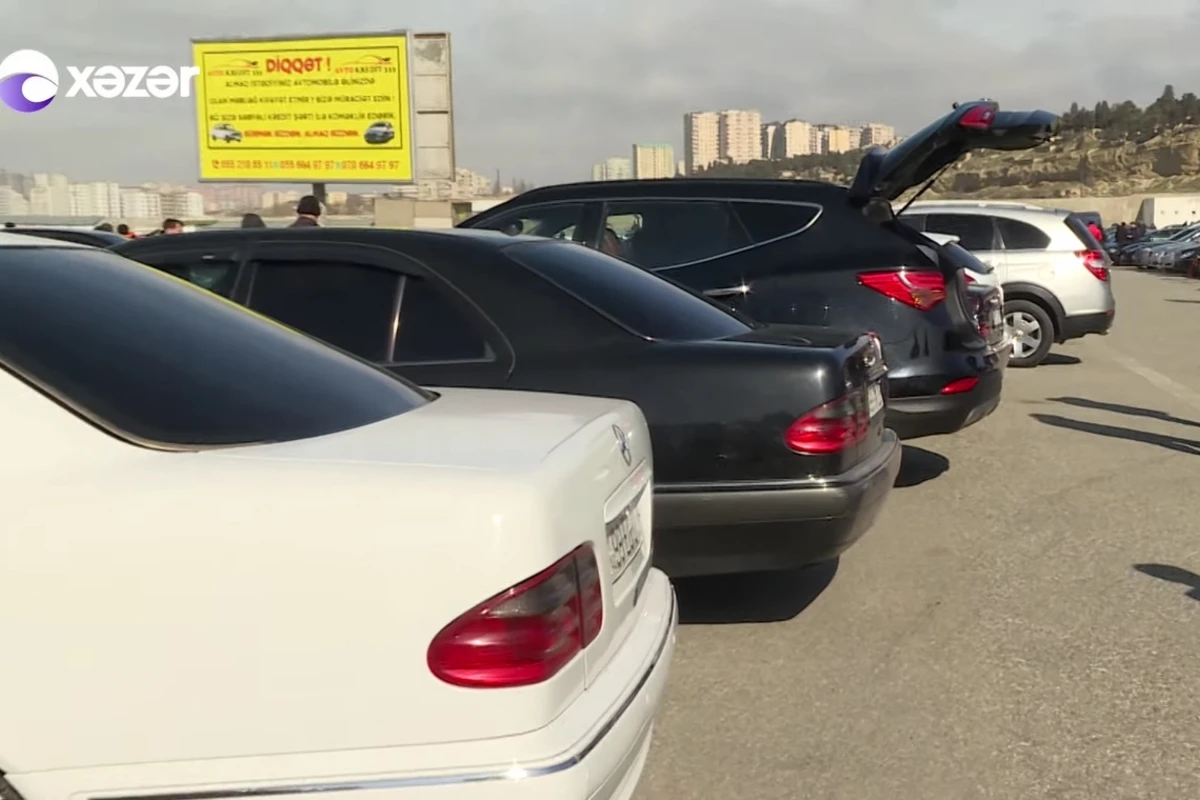 Maşın bazarı 1 illik aradan sonra açıldı - Qiymətlər necədir? - VİDEO Maşın bazarı 1 illik aradan sonra açıldı - Qiymətlər necədir? - VİDEO