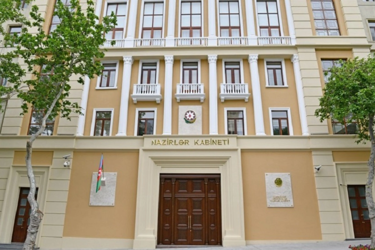 Nazirlər Kabineti yeni qərarların izahını verib