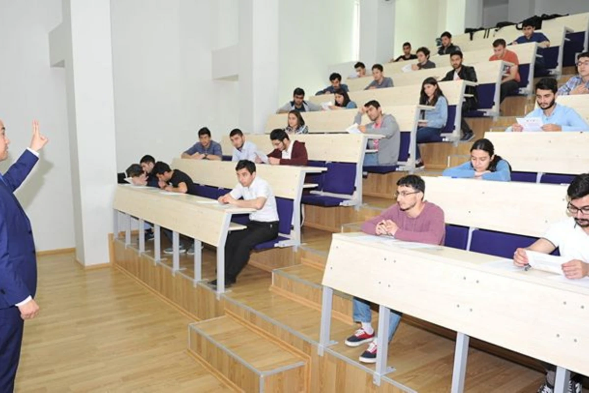 Köçürülmə üçün müraciət edən tələbələrin sayı açıqlanıb
