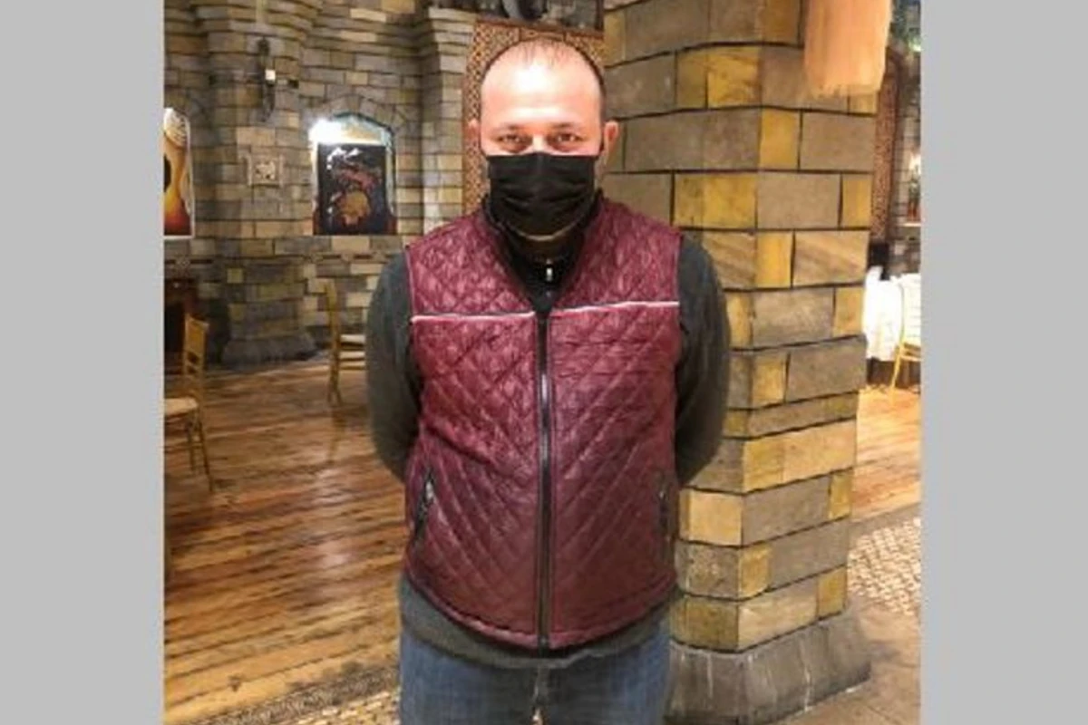 Bakıda karantin qaydalarını pozan restoranın icarədarı və digərləri cərimə edilib Bakıda karantin qaydalarını pozan restoranın icarədarı və digərləri cərimə edilib