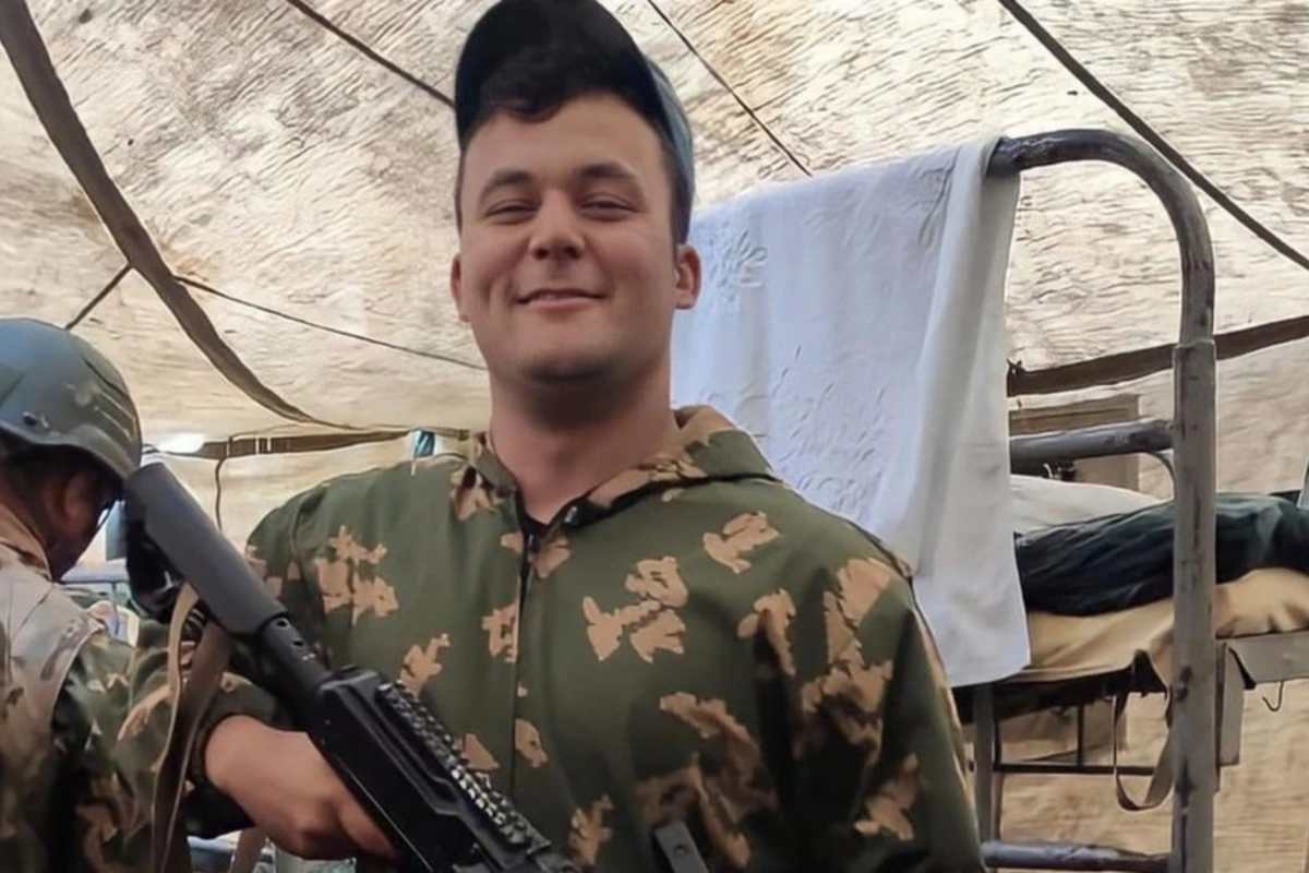Şəhid Xudayarın hərbi geyimi Vətən müharibəsi fondunda qorunacaq