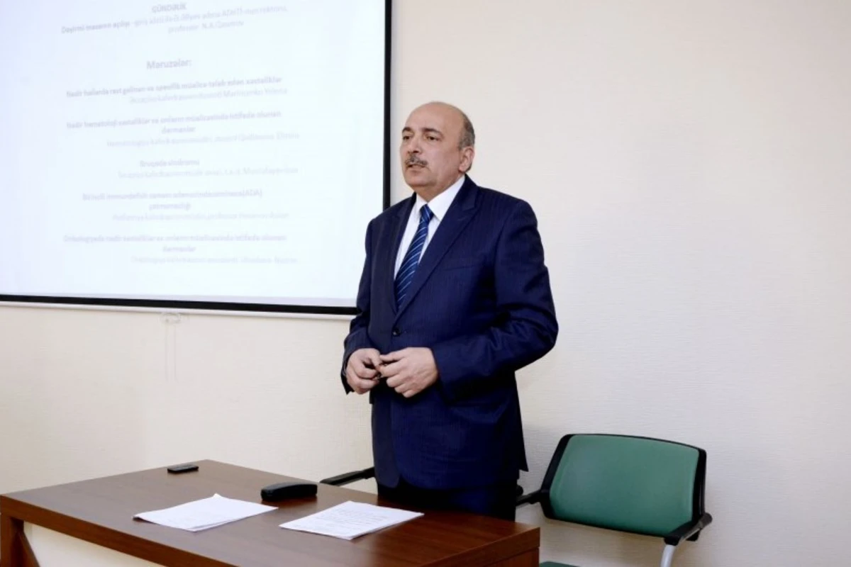 Baş infeksionist: “Uşaqlar koronavirusu yüngül keçirsə də, yaşlıları yoluxdura bilər”