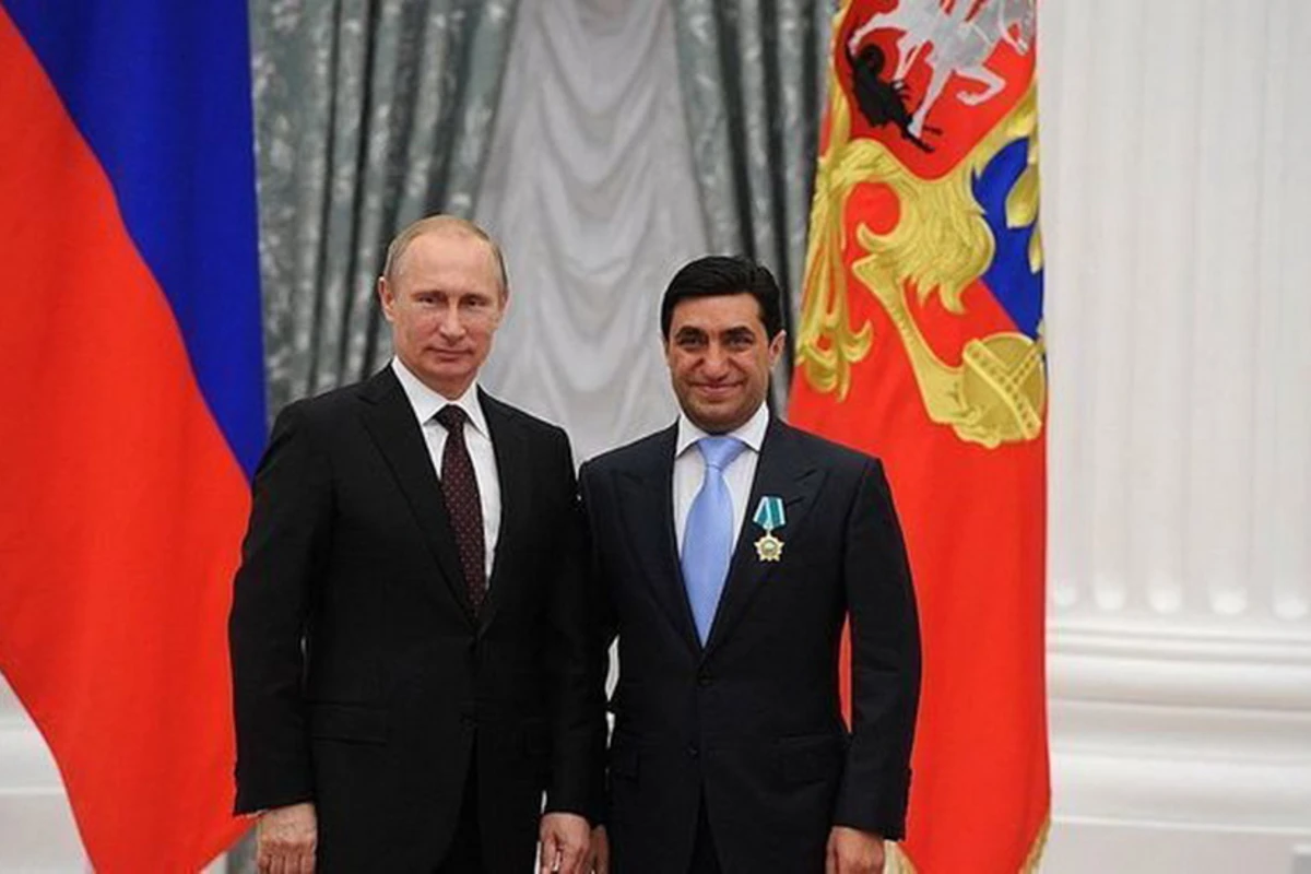 Владимир Путин наградил Года Нисанова