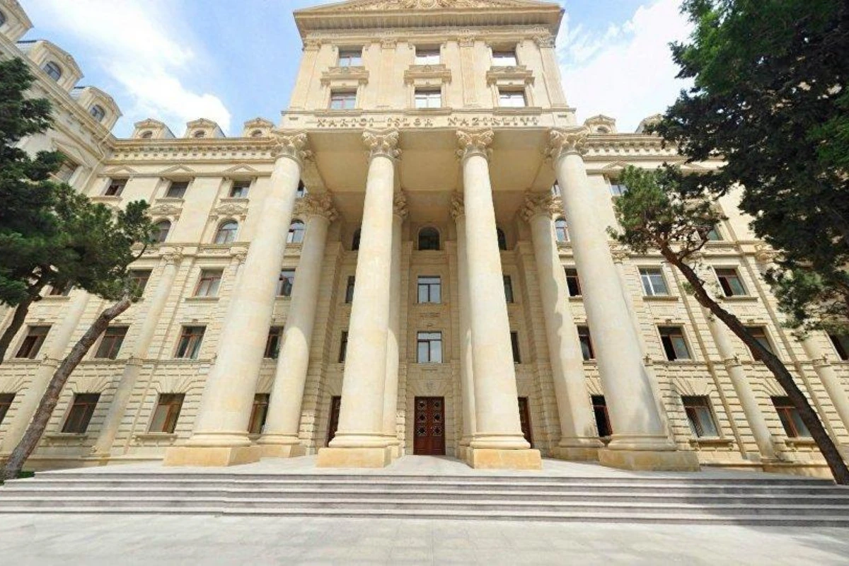 Официальный Баку призвал Армению выполнять положения трехстороннего заявления