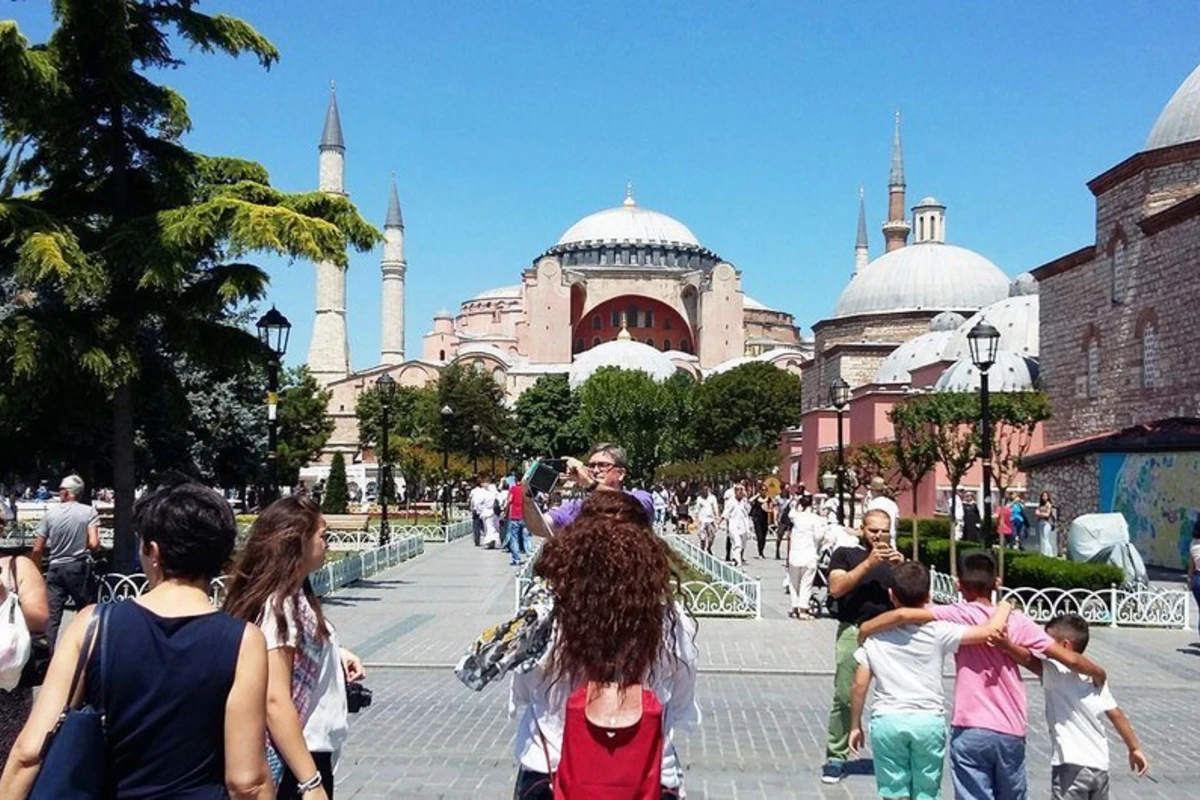 Azərbaycan vətəndaşları Türkiyəyə bu sənədlərlə gedə biləcək - SİYAHI