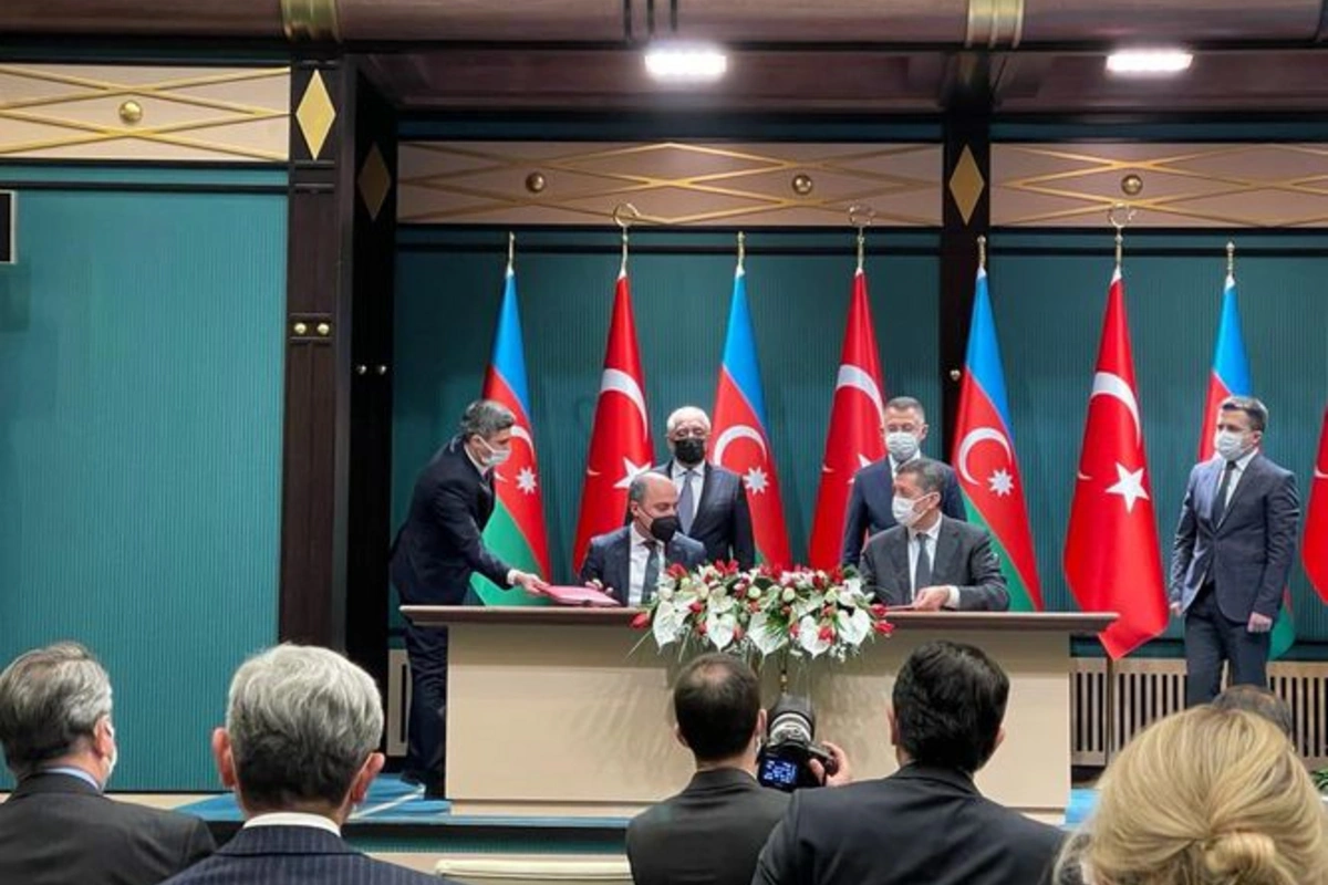 Azərbaycan və Türkiyə arasında daha iki sənəd imzalanıb - FOTO