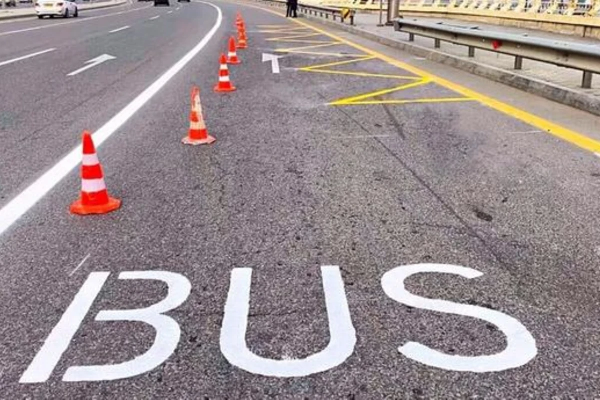 Yeni avtobus zolaqlarından velosipedçilər istifadə edə bilərmi? - AÇIQLAMA Yeni avtobus zolaqlarından velosipedçilər istifadə edə bilərmi? - AÇIQLAMA