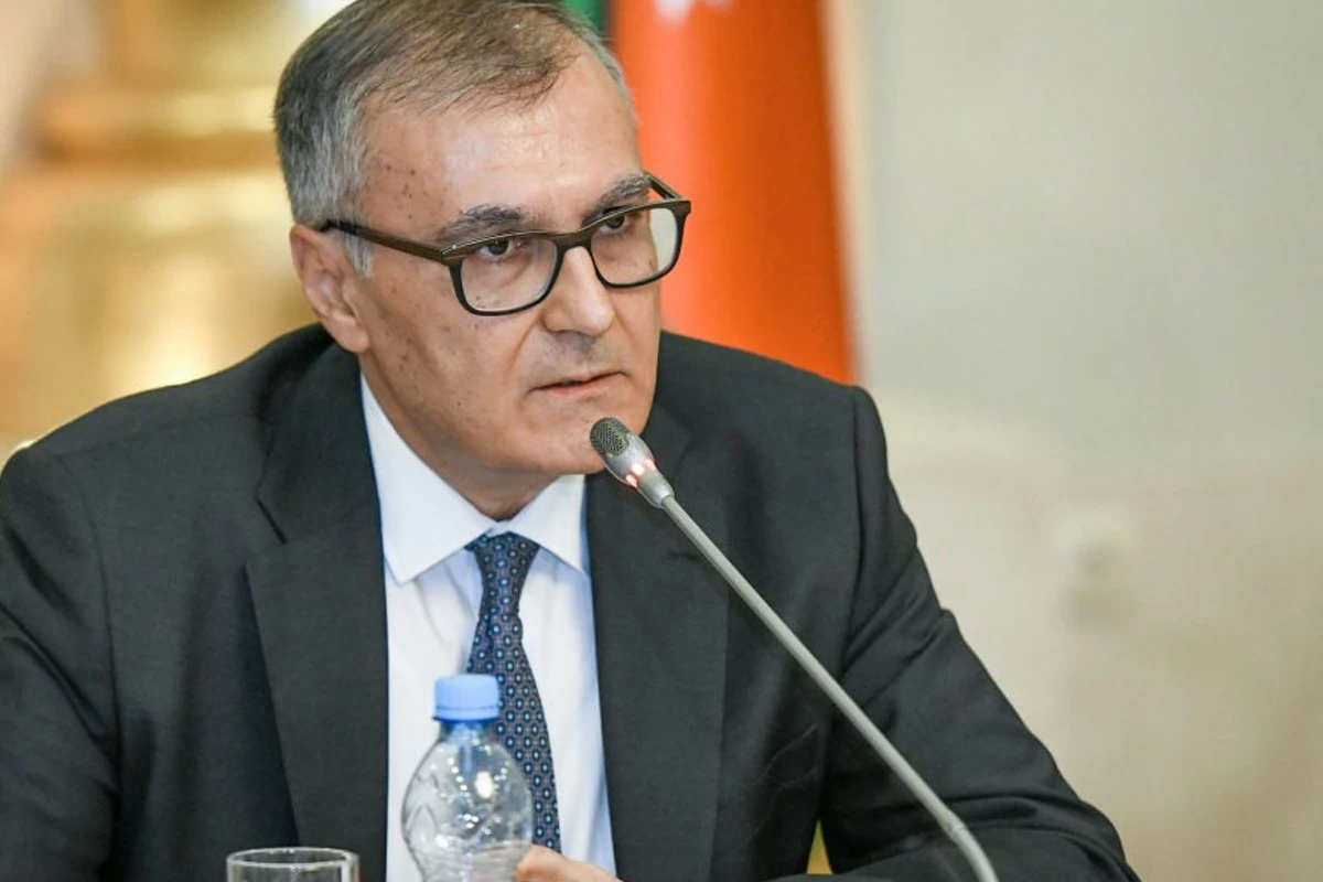 Fuad Axundov: “Ermənistan açıq səma altında vandalizm “muzeyi”dir”