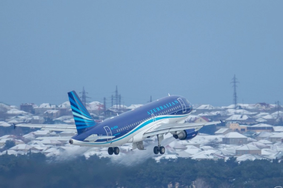 AZAL: Bakı aeroportu adi qaydada işləyir