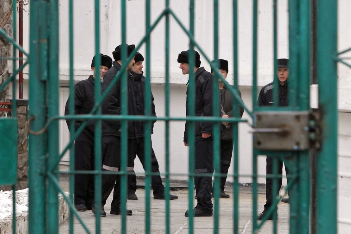 Комиссия по вопросам помилования рассмотрела более 150 обращений Комиссия по вопросам помилования рассмотрела более 150 обращений