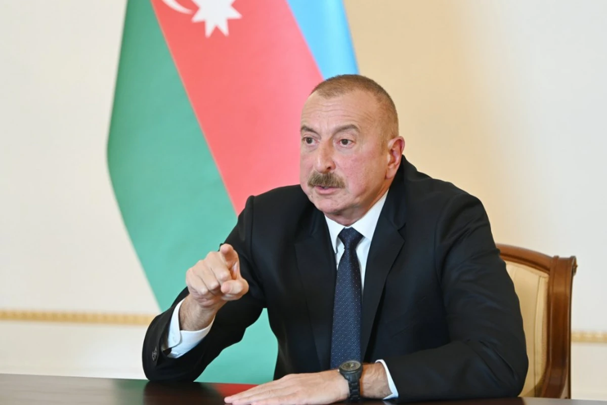Ильхам Алиев резко раскритиковал госкомпании