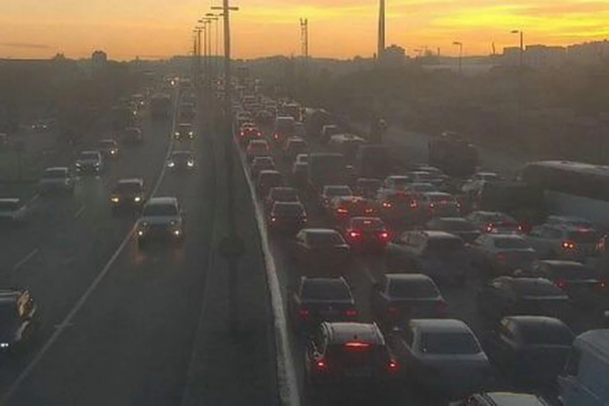 ДТП на проспекте в Баку поспособствовало большой пробке